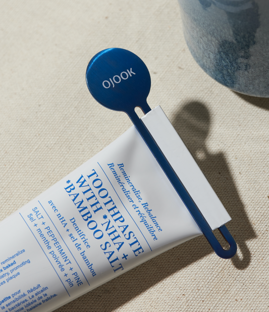 The Key Metal Toothpaste Tube Squeezer