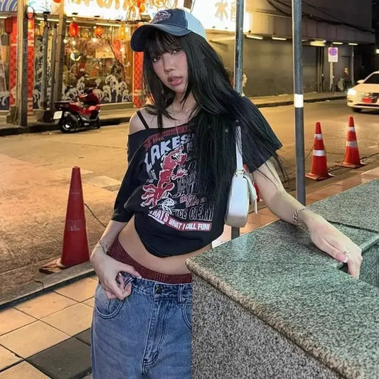 Black Off-Shoulder Graphic Tee – Y2K Grunge Punk Harajuku Crop Top - T-Shirts - Short - Off-Shoulder - Crop Tops - 2