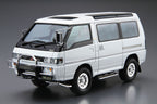 1/24 MITSUBISHI P35W DELICA STAR WAGON '91 Model Kit