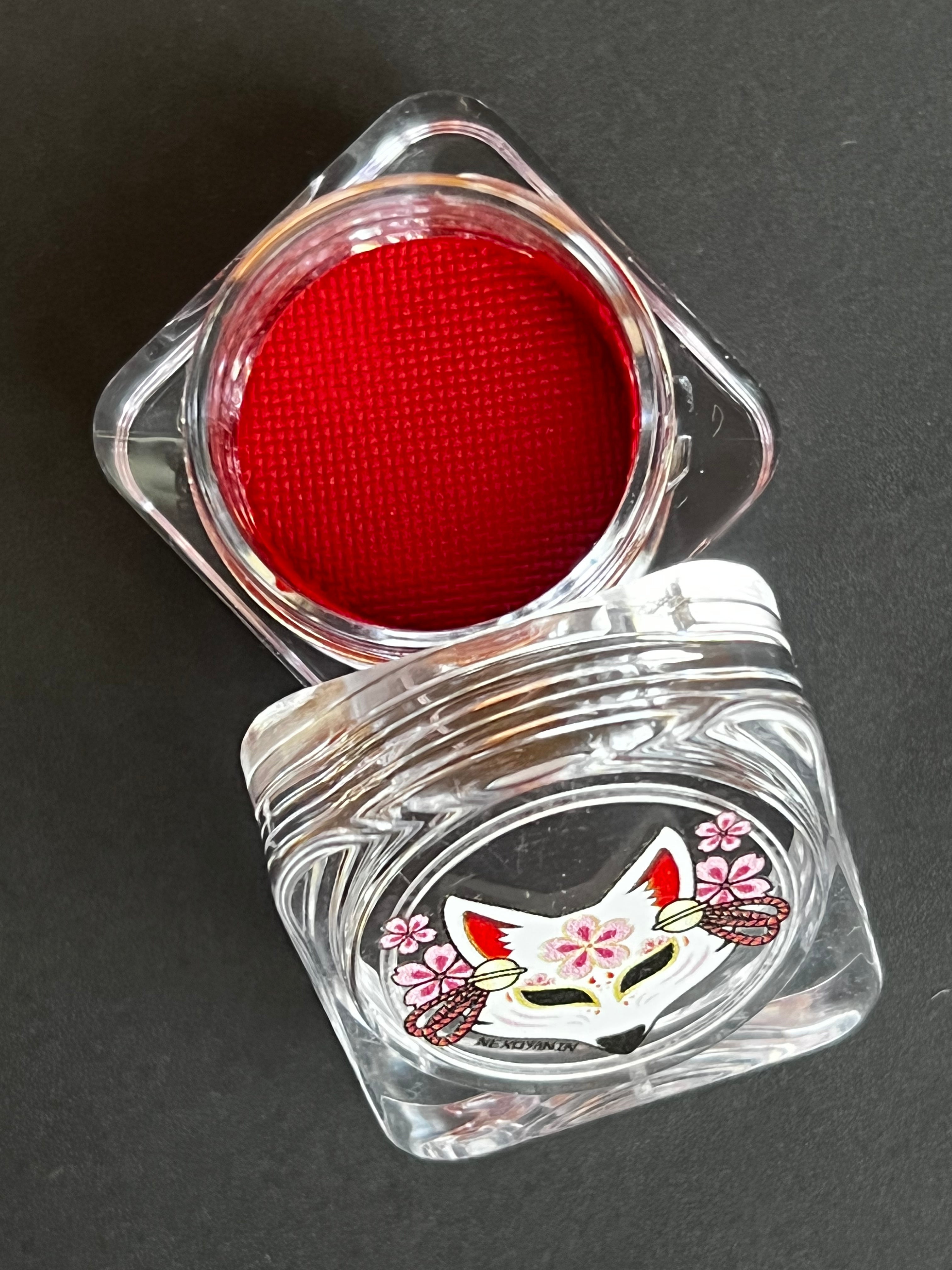 Apple Red Water Activated Graphic Liner