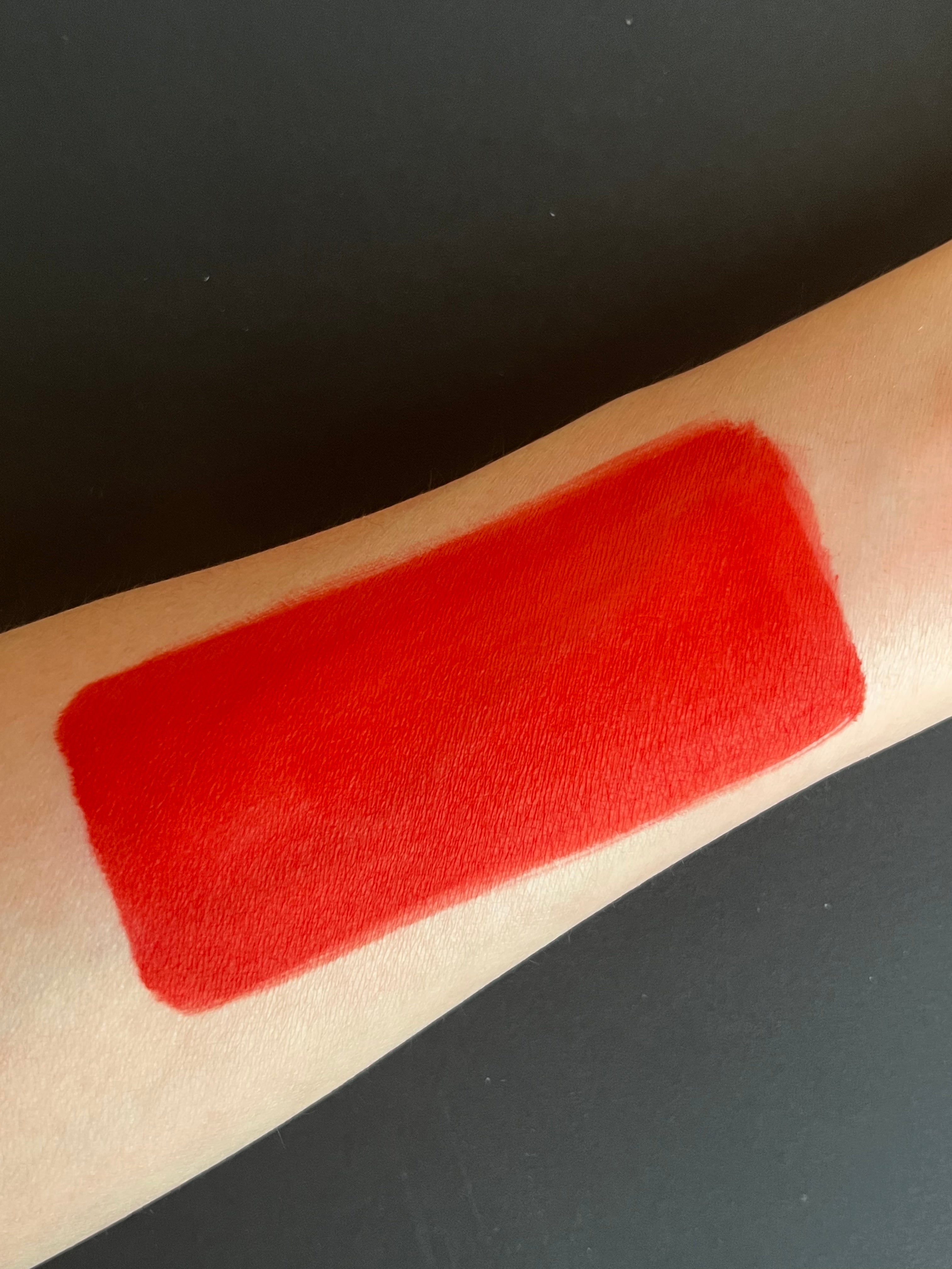 Apple Red Water Activated Graphic Liner