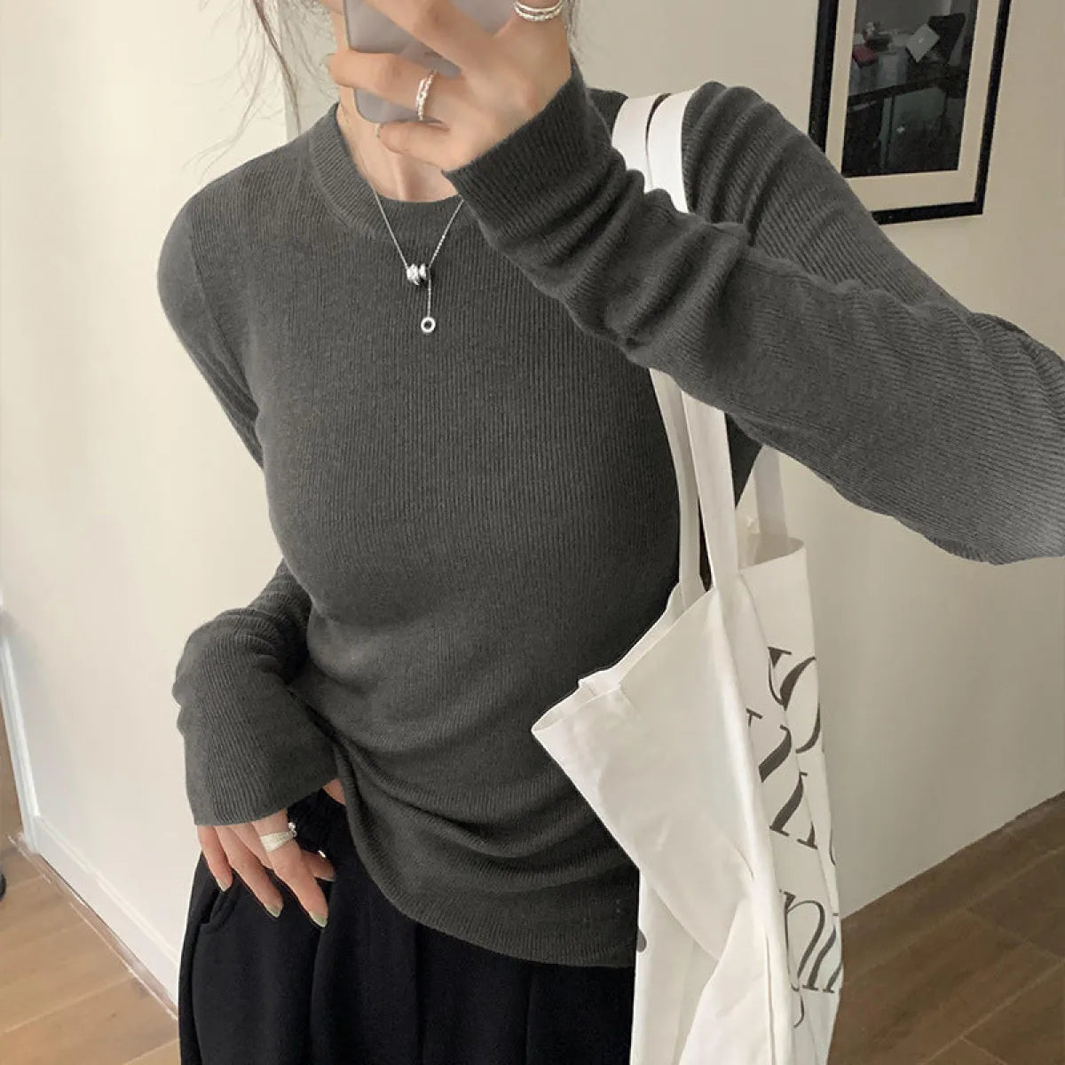 Slim Fit Long Sleeve Basic Tee - T-Shirts - T-Shirt - 1