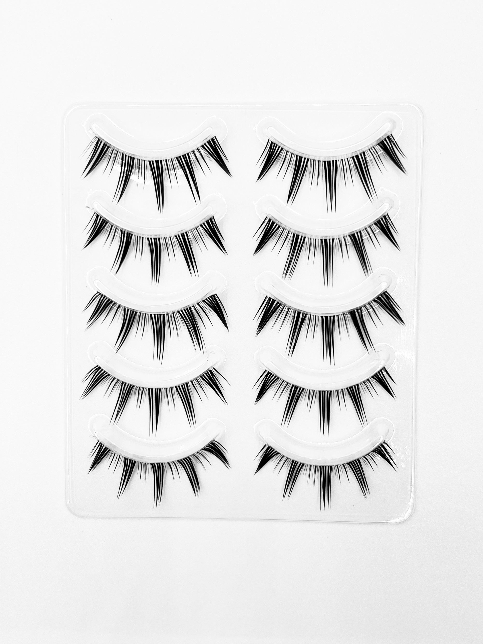 Zodiac Manga Lashes – Anime-Inspired 12-Style Set