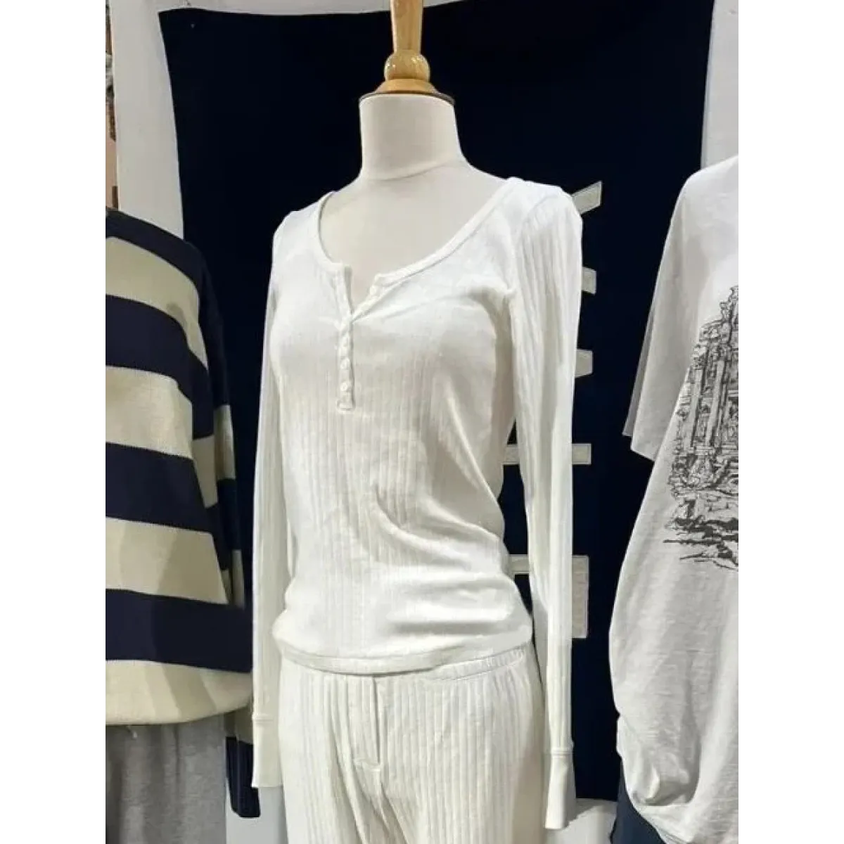 Six Button Ribbed Long Sleeve Slim Tee - T-Shirts - T-Shirt - 17