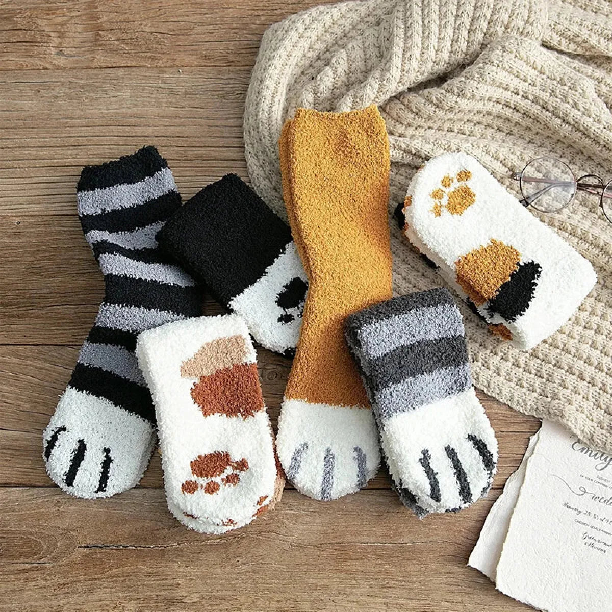 Cat Paw Cartoon Knit Middle Tube Socks - Harajuku Style - Accessories - 4