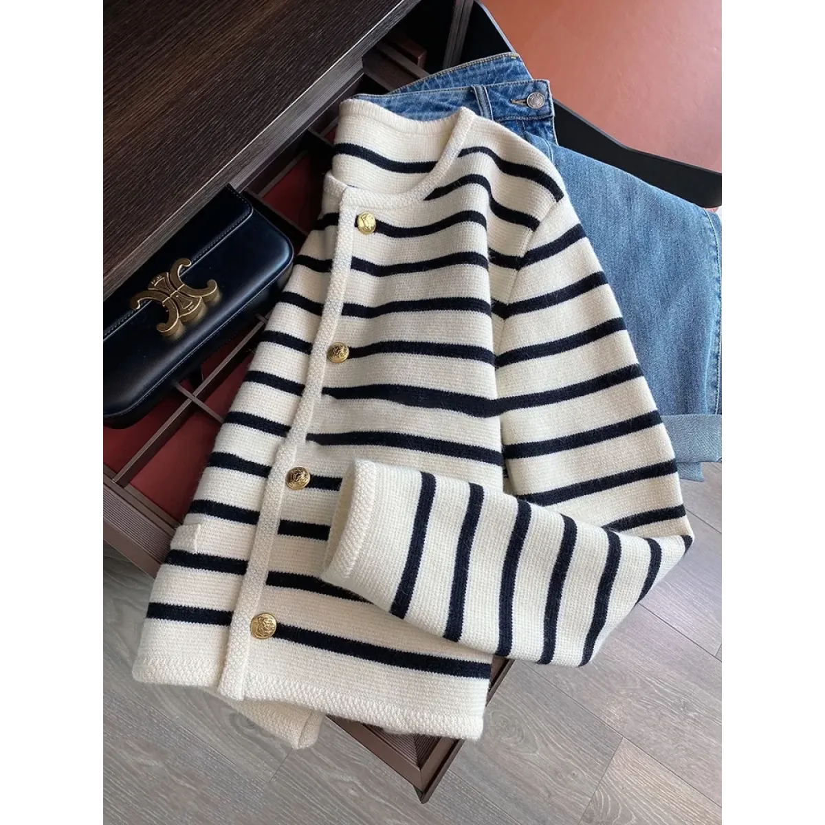 Striped Knit O-Neck Cropped Cardigan - Best Sellers - Cardigan - 1