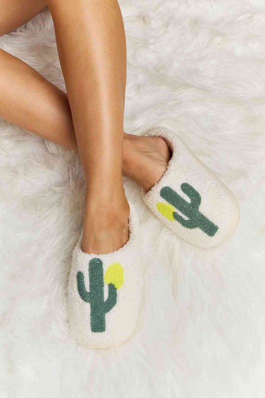 Cactus Plush Slide Slippers - White / S - Accessories - Shoes - 1 - 2024