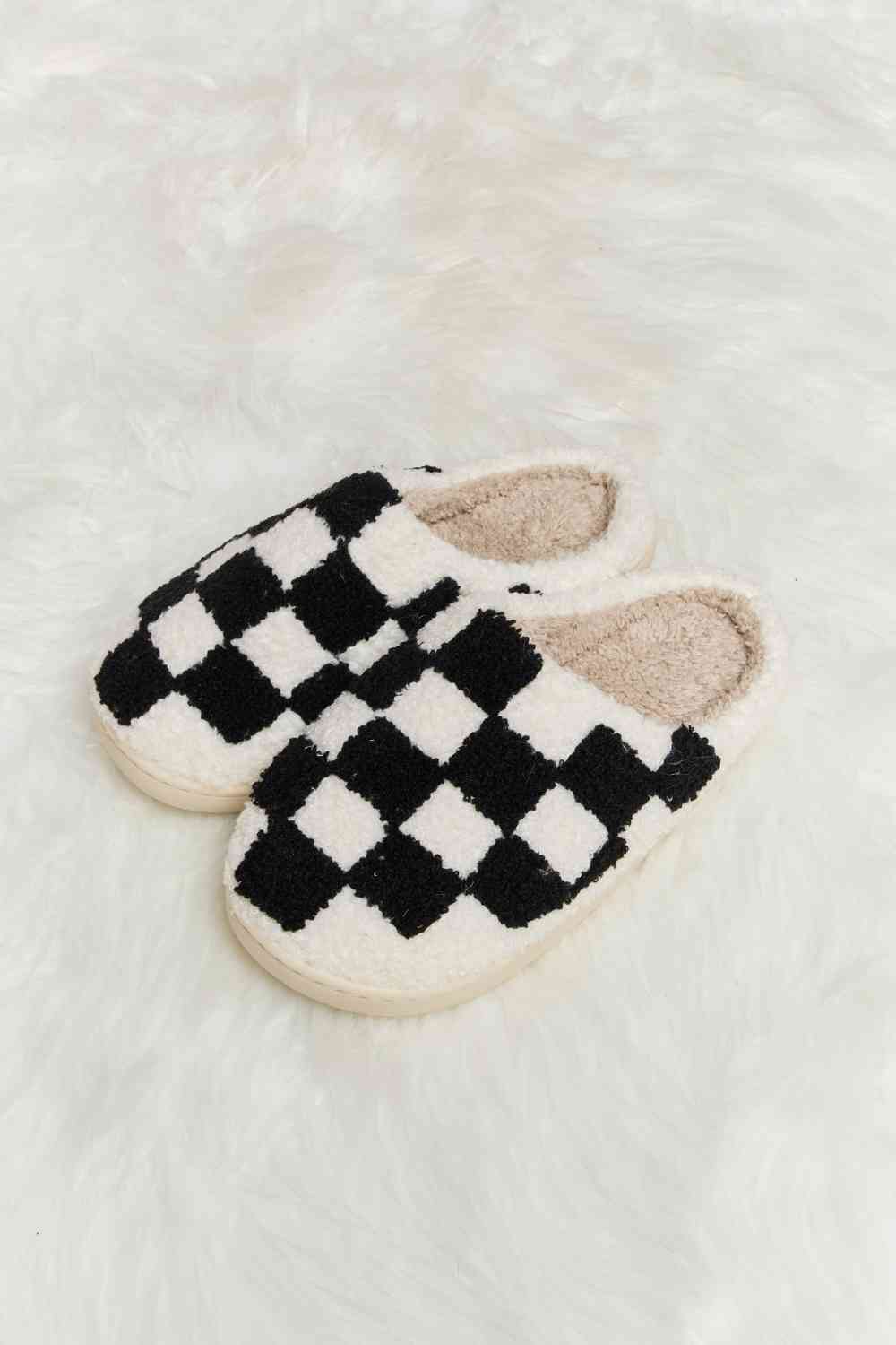Checkered Print Plush Slide Slippers - Accessories - Shoes - 6 - 2024