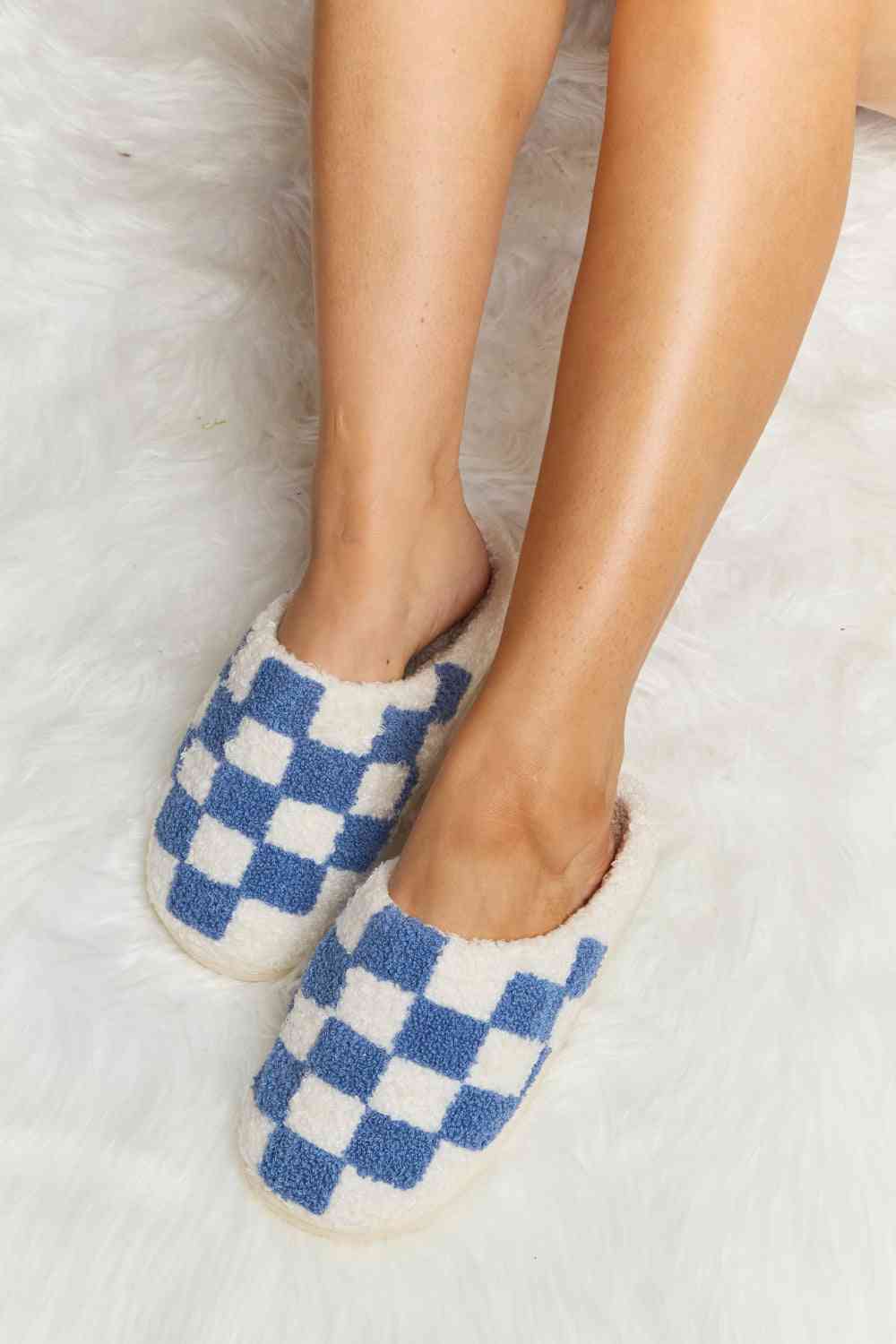 Checkered Print Plush Slide Slippers - Accessories - Shoes - 15 - 2024