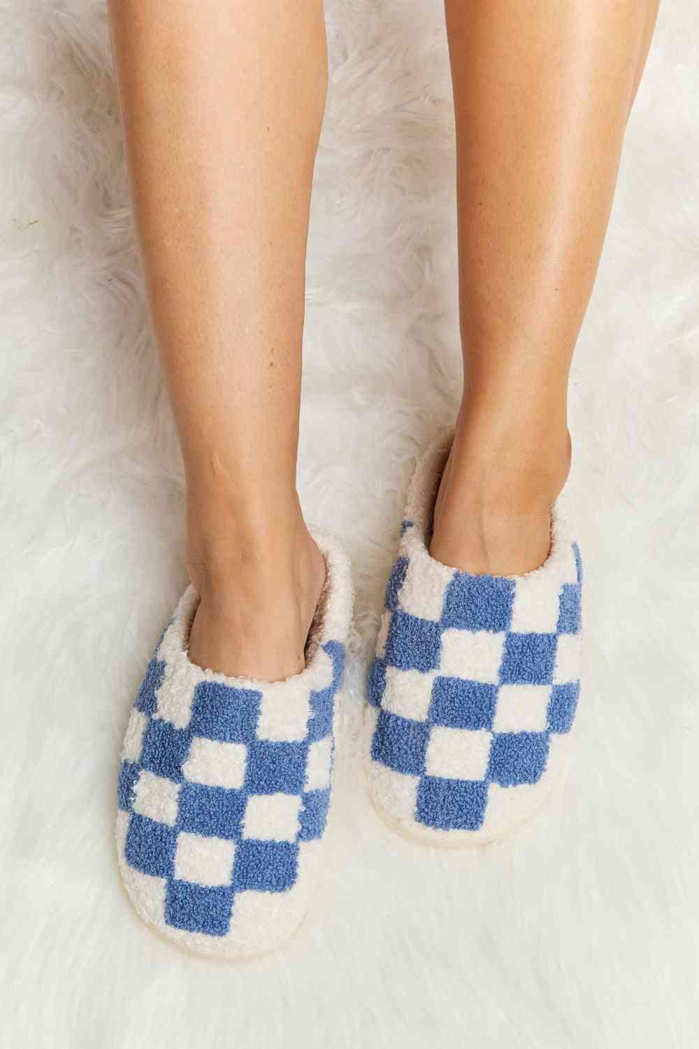 Checkered Print Plush Slide Slippers - Blue / S - Accessories - Shoes - 13 - 2024