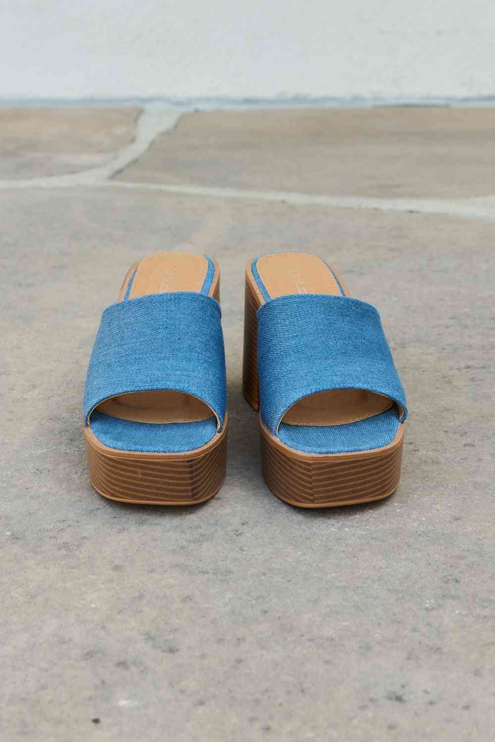 Essential Platform Heel Sandals - Accessories - Shoes - 7 - 2024