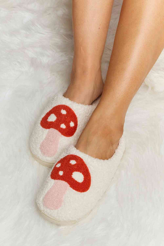 Mushroom Print Plush Slide Slippers - Pink / S - Accessories - Shoes - 1 - 2024