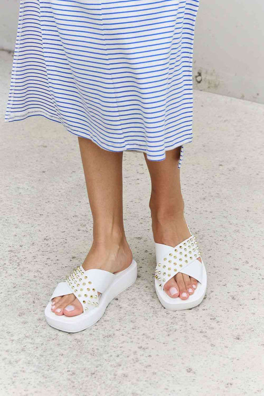 Studded Cross Strap Sandals in White - White / 6 - Accessories - Shoes - 1 - 2024