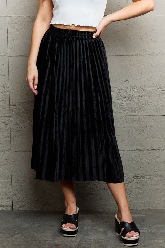 Accordion Pleated Flowy Midi Skirt - Black / One Size - Bottoms - Skirts - 1 - 2024