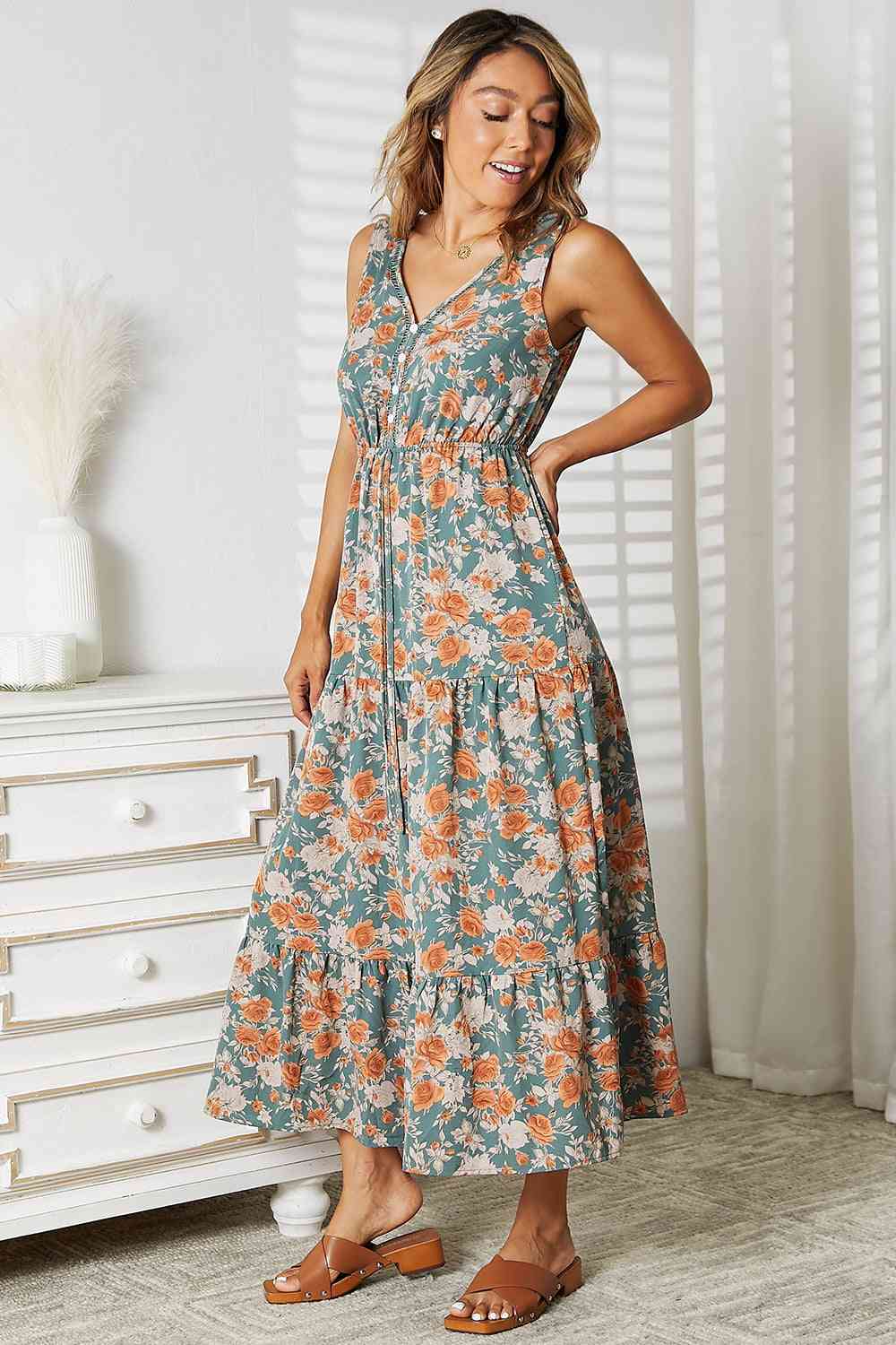Floral V-Neck Tiered Sleeveless Dress - All Dresses - Dresses - 3 - 2024