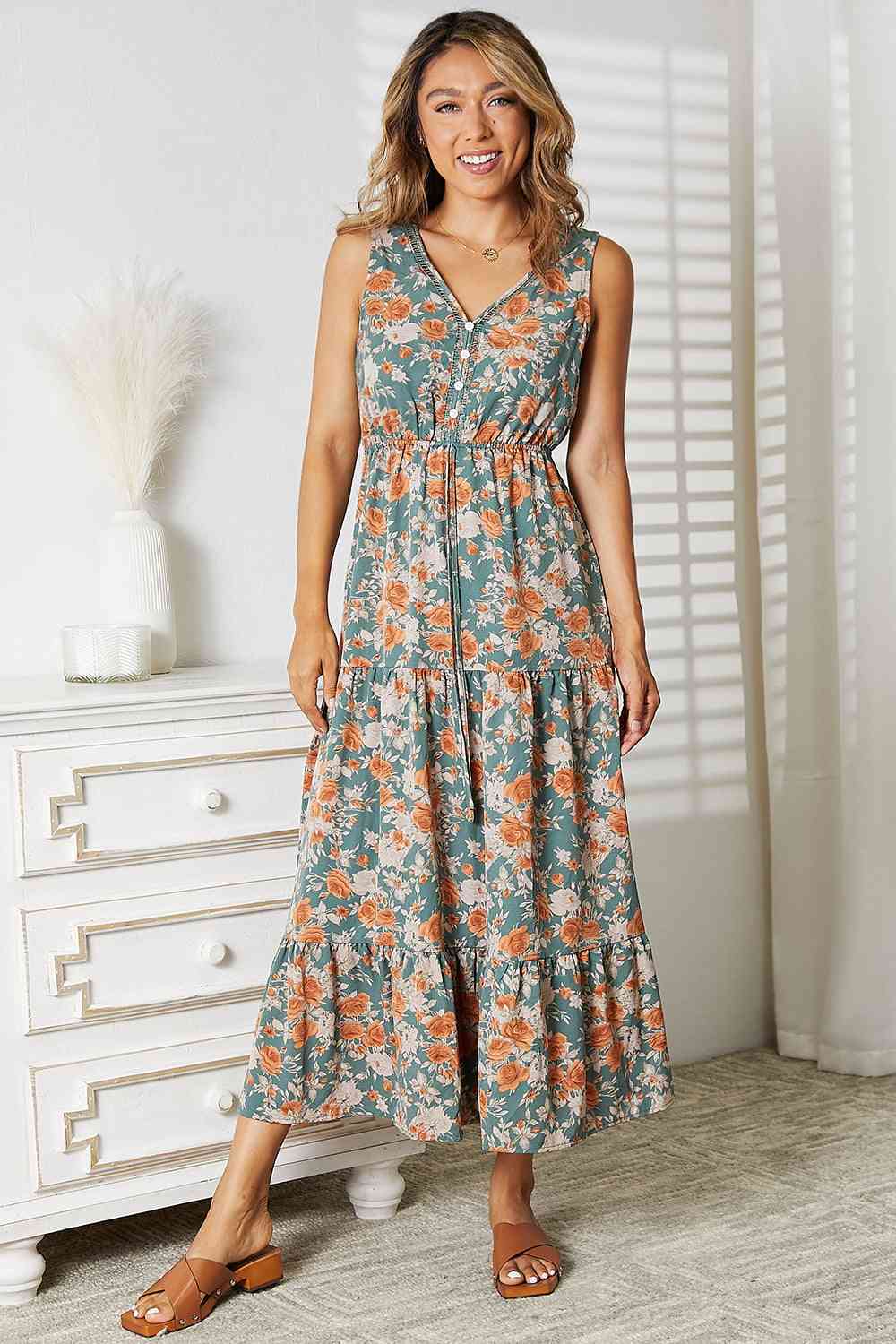 Floral V-Neck Tiered Sleeveless Dress - Floral / S - All Dresses - Dresses - 1 - 2024