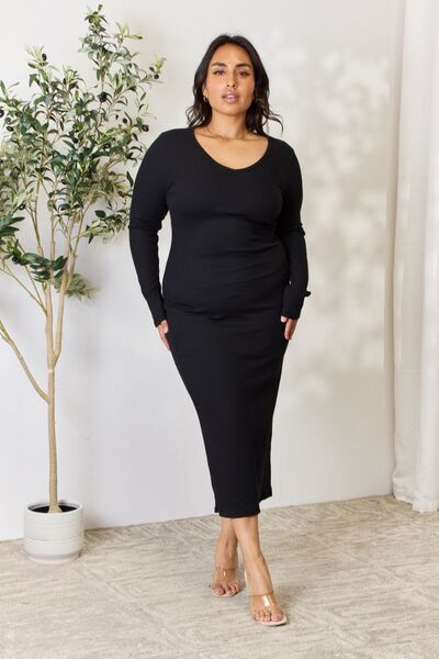 Full Size Ribbed Long Sleeve Midi Slit Dress - Black / S - All Dresses - Dresses - 1 - 2024
