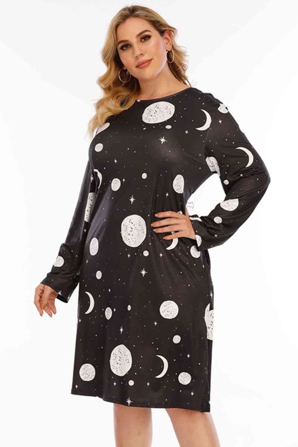 Plus Size Moon & Star Print Round Neck Dress - Black / 0XL - All Dresses - Dresses - 1 - 2024