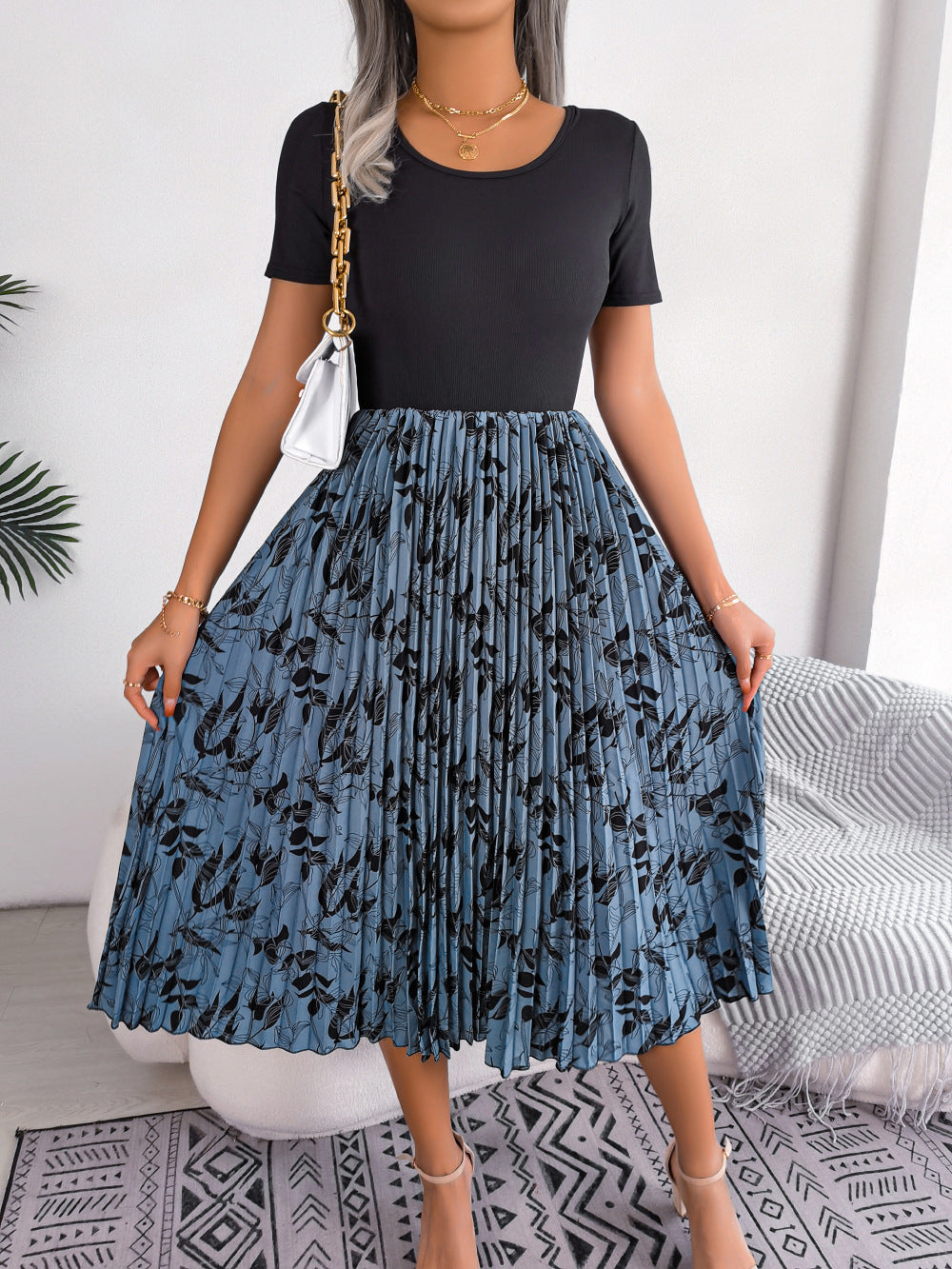 Printed Round Neck Pleated Dress - Blue / S - All Dresses - Dresses - 7 - 2024