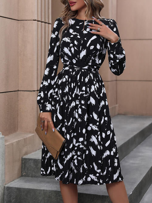 Printed Tie Back Long Sleeve Dress - Black / S - All Dresses - Dresses - 1 - 2024