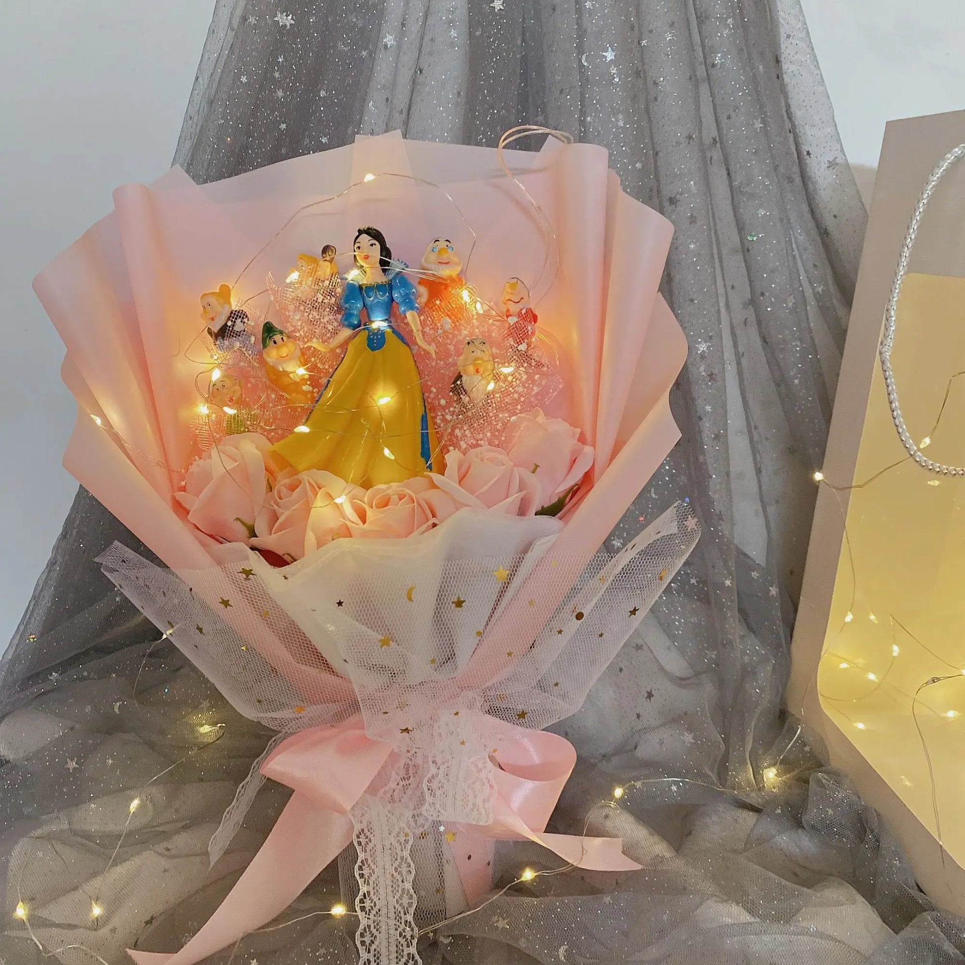 LED Light Hello Kitty Bouquet - My Melody Cinnamoroll Kuromi Edition - W - All Products - Dolls Playsets & Toy Figures