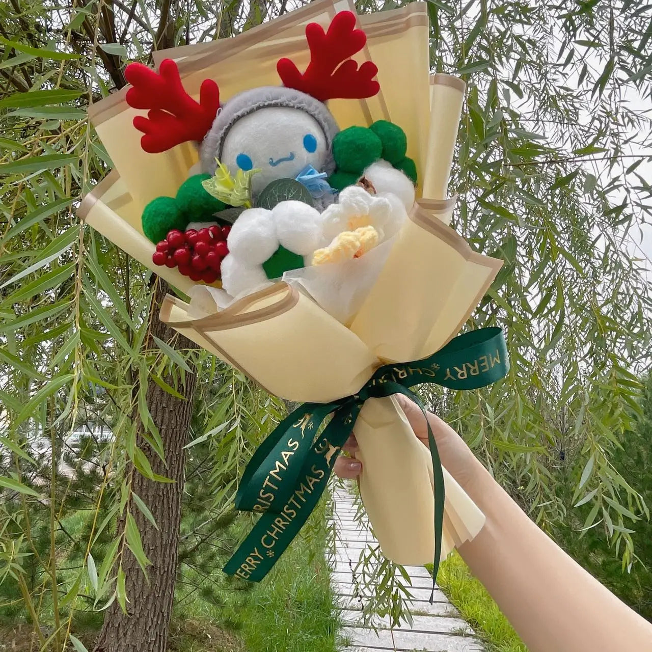 Blooming Plush Bouquet - 4 - Plushies - Stuffed Animals - 23 - 2024