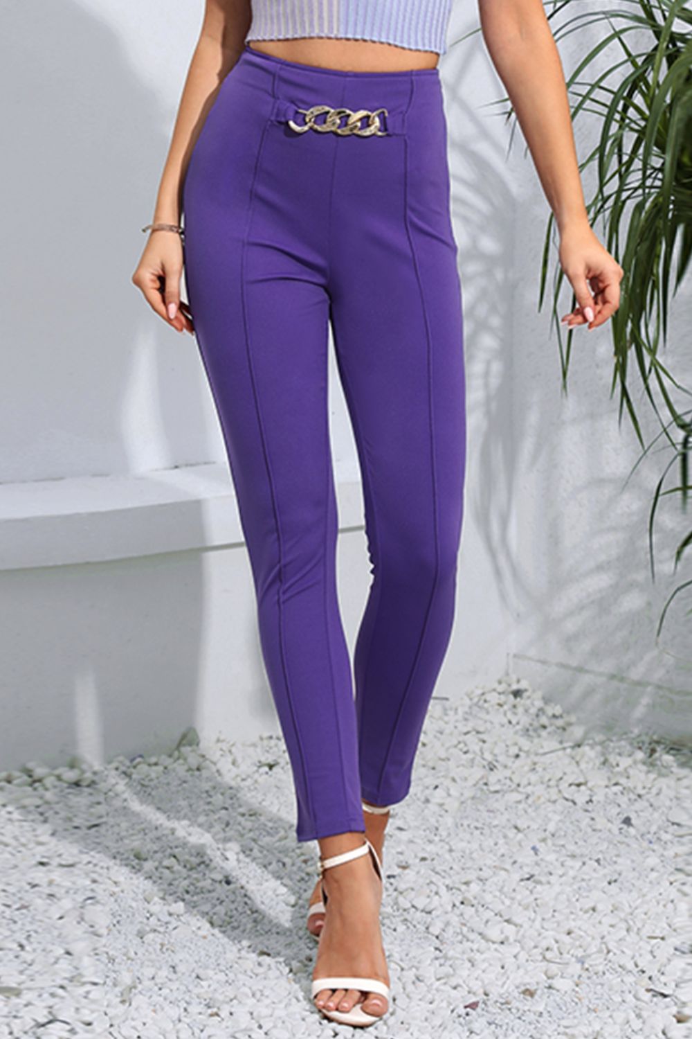 Chain Detail Slim Fit Cropped Pants - Purple / XS - Bottoms - Pants - 1 - 2024
