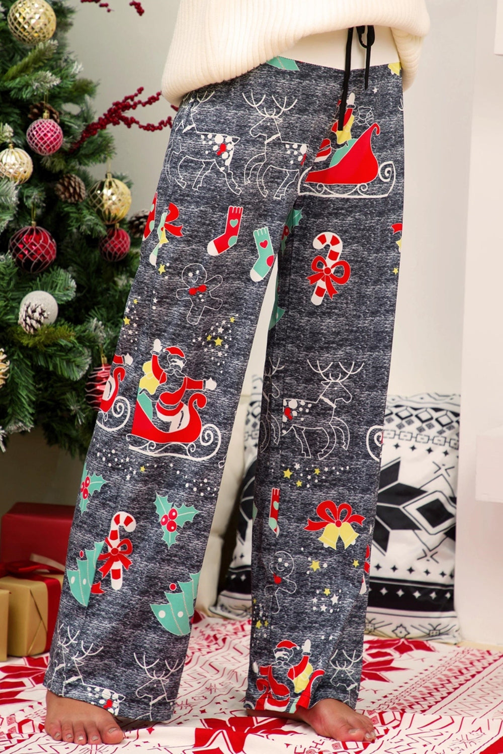 Christmas Straight Leg Pants - Gray / S - Bottoms - Pants - 4 - 2024