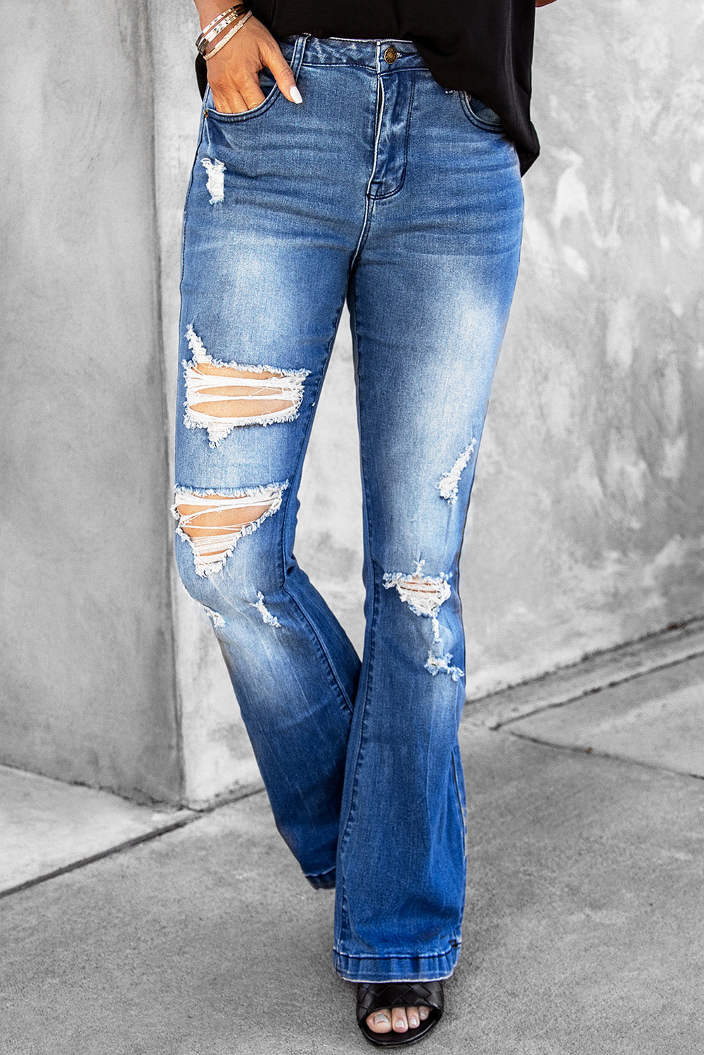 Distressed Flare Leg Jeans with Pockets - Bottoms - Pants - 7 - 2024