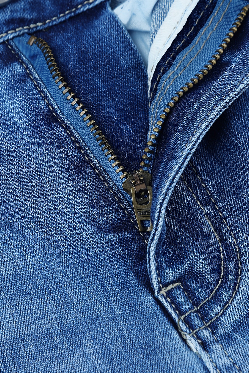 Distressed Frayed Hem Flare Jeans - Bottoms - Pants - 8 - 2024