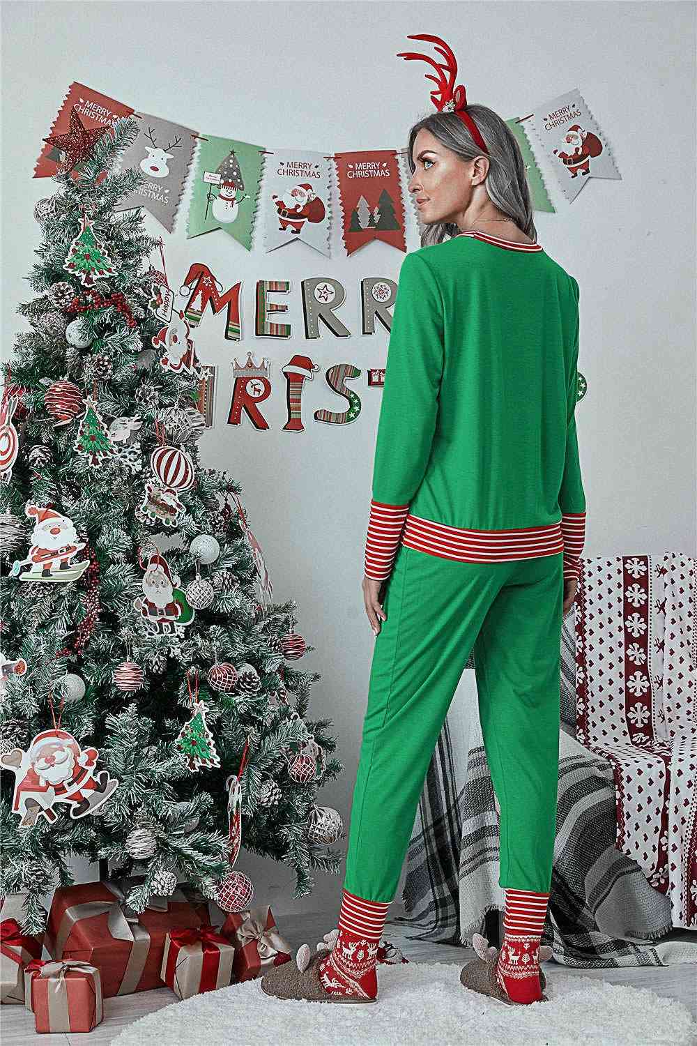 Full Size MERRY CHRISTMAS Graphic Top and Pants Lounge Set - Bottoms - Outfit Sets - 2 - 2024