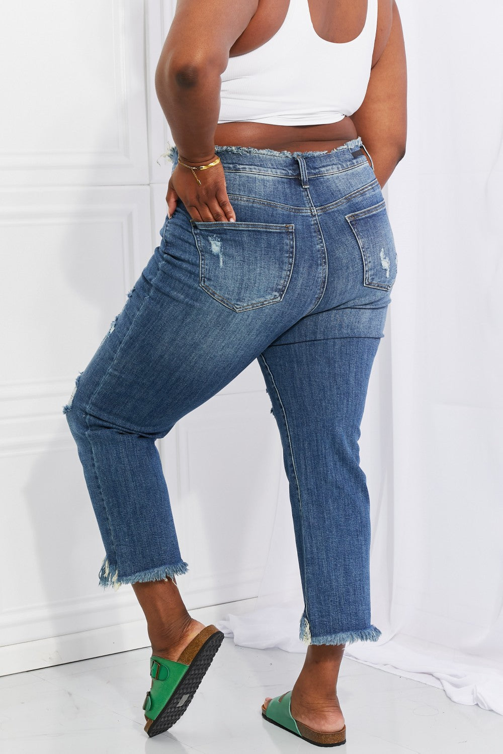 Full Size Undone Chic Straight Leg Jeans - Bottoms - Pants - 10 - 2024
