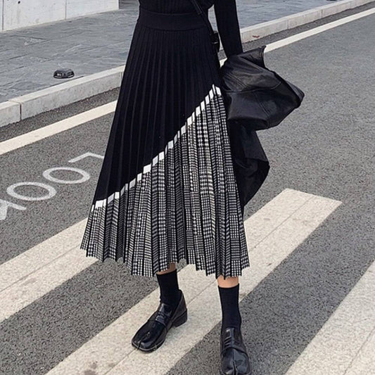 Harajuku Houndstooth Skirt - Black / S - Bottoms - Clothing - 15 - 2024