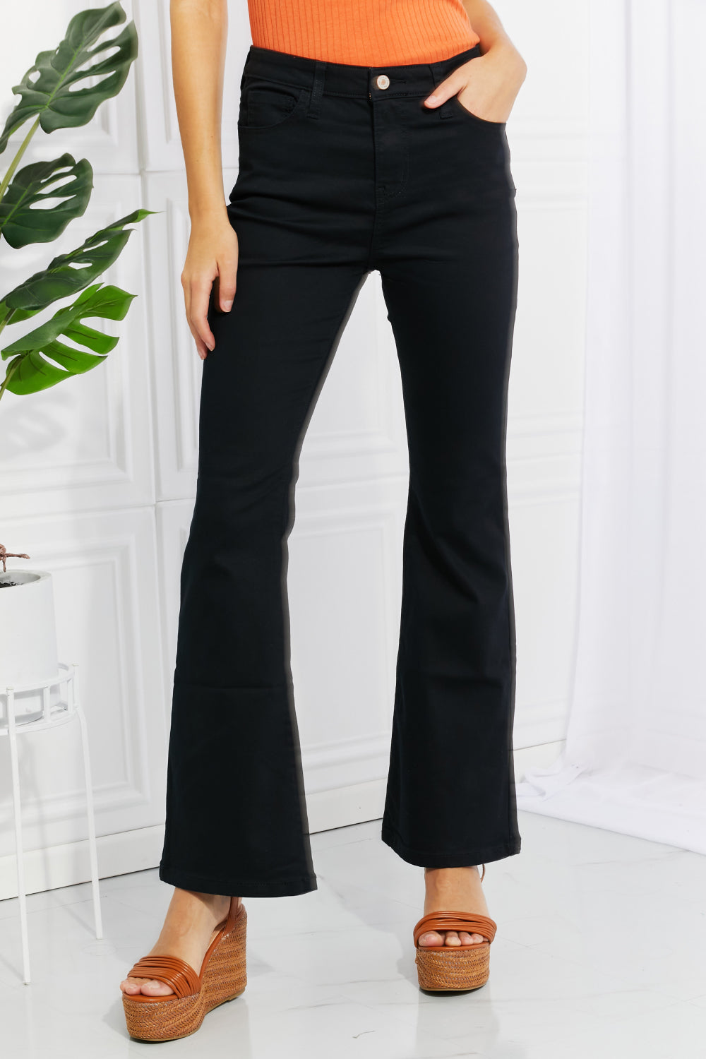 High-Rise Bootcut Jeans in Black - Black / S - Bottoms - Pants - 1 - 2024