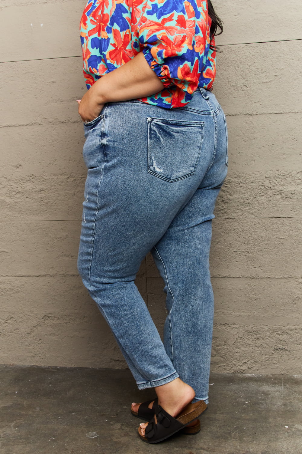 High Waist Distressed Slim Jeans - Bottoms - Pants - 10 - 2024