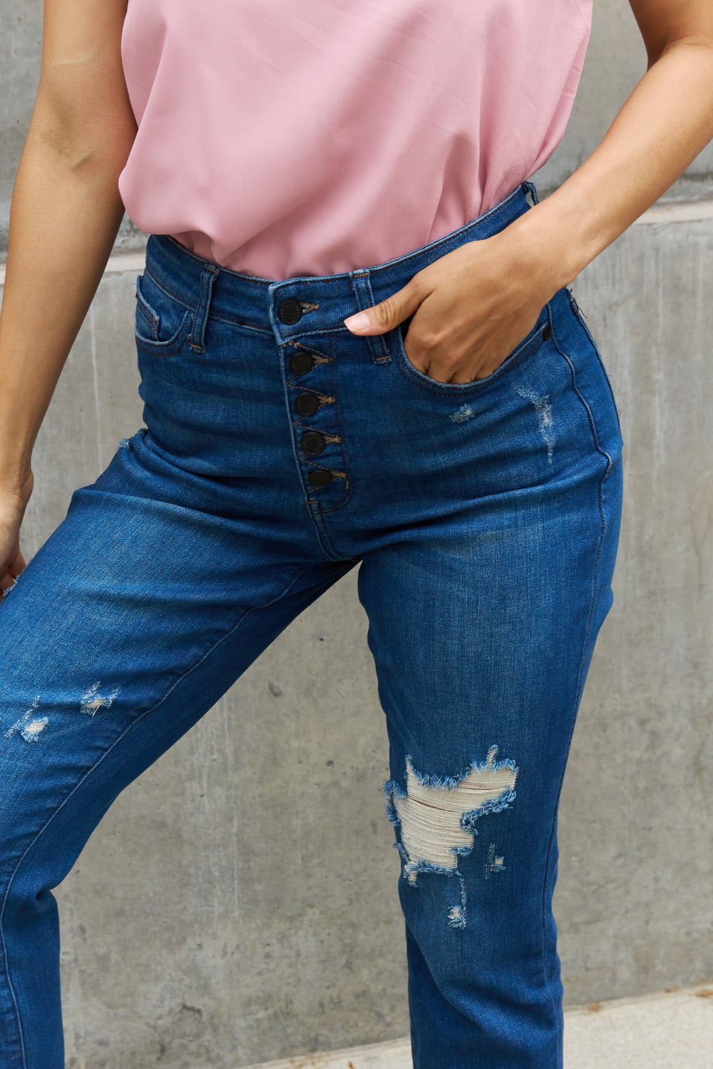 High Waisted Distressed Boyfriend Jeans - Bottoms - Pants - 6 - 2024