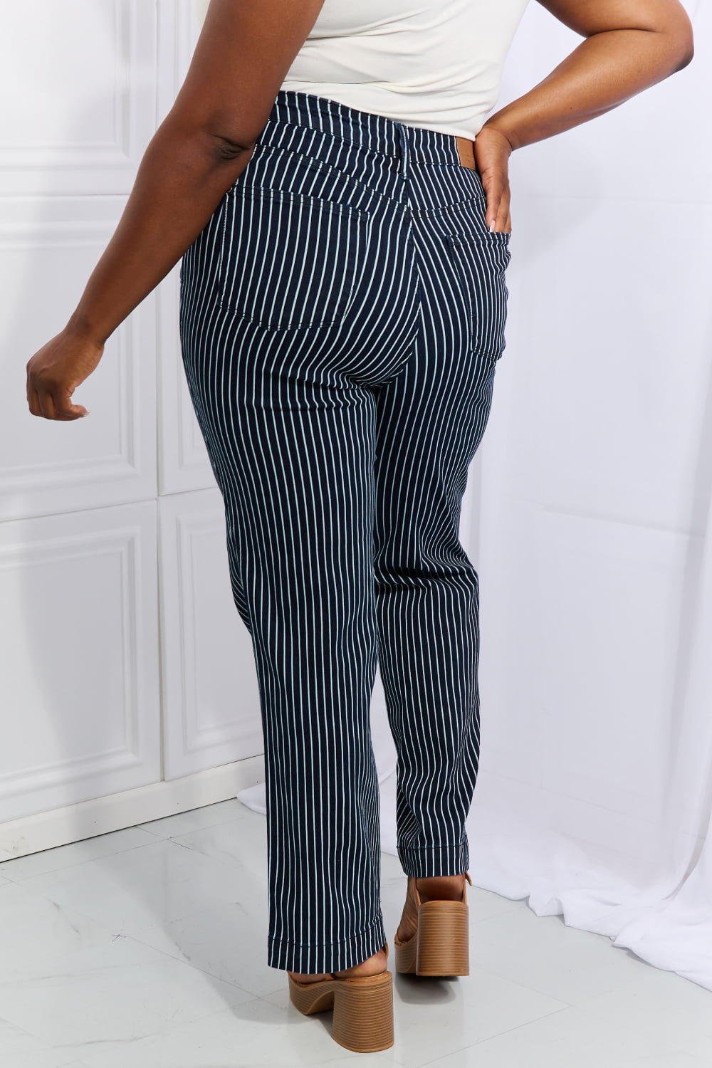 High Waisted Tummy Control Striped Straight Jeans - Bottoms - Pants - 2 - 2024