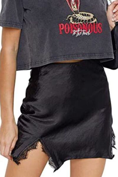 Lace Detail Slit Mini Skirt - Black / XS - Bottoms - Mini Skirts - 7 - 2024