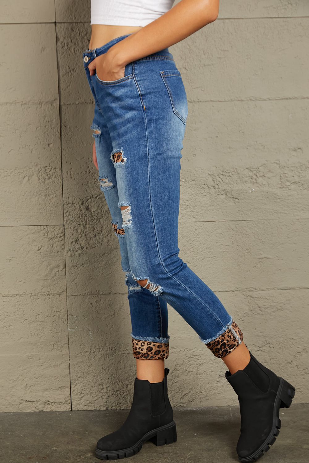Leopard Patch Distressed Cropped Jeans - Bottoms - Pants - 3 - 2024