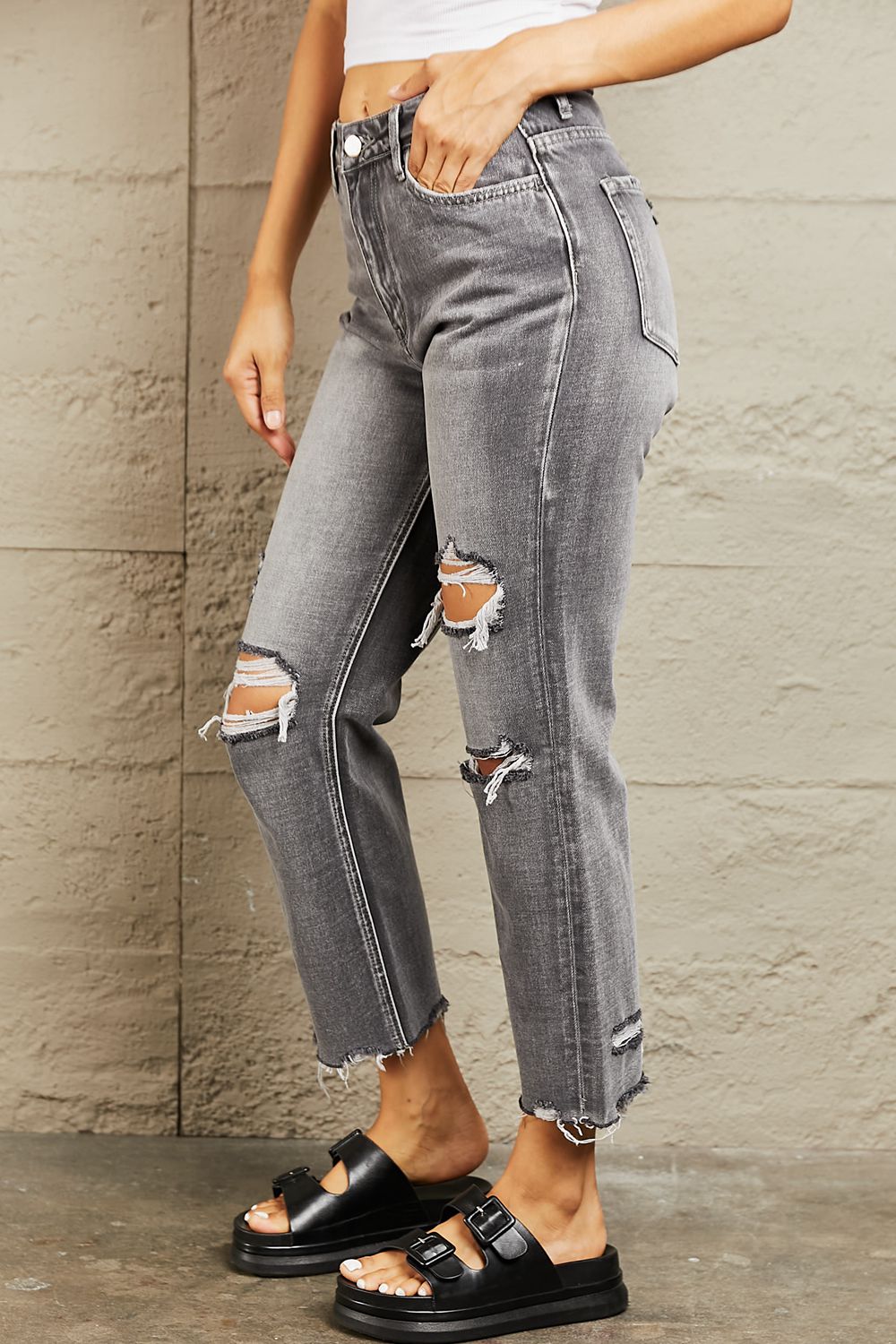 Mid Rise Distressed Cropped Dad Jeans - Bottoms - Pants - 3 - 2024