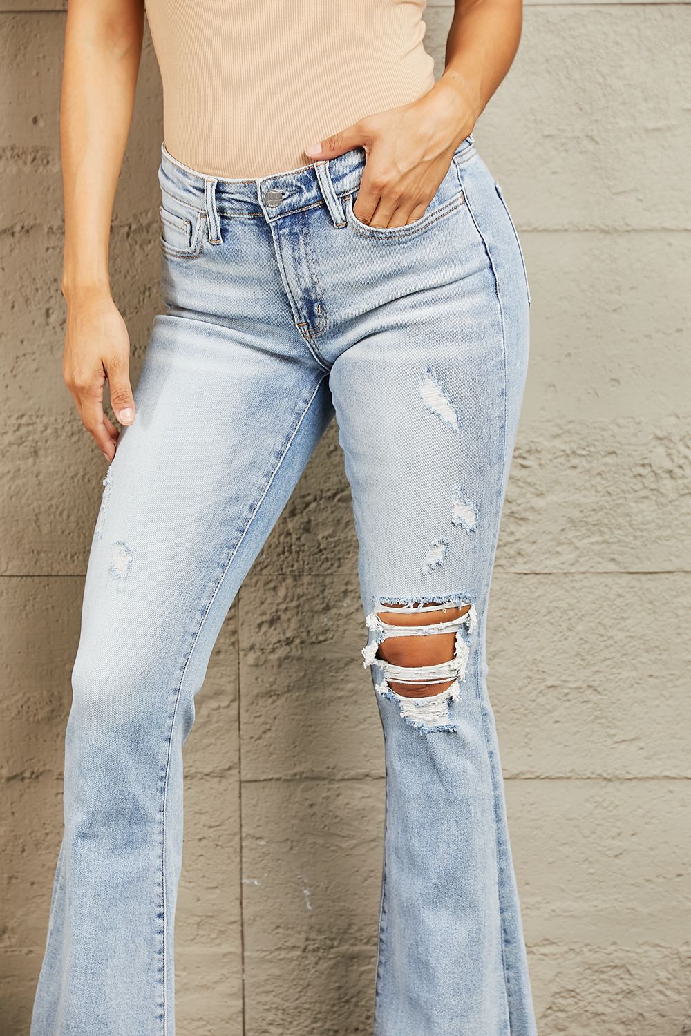 Mid Rise Distressed Flare Jeans - Bottoms - Pants - 4 - 2024