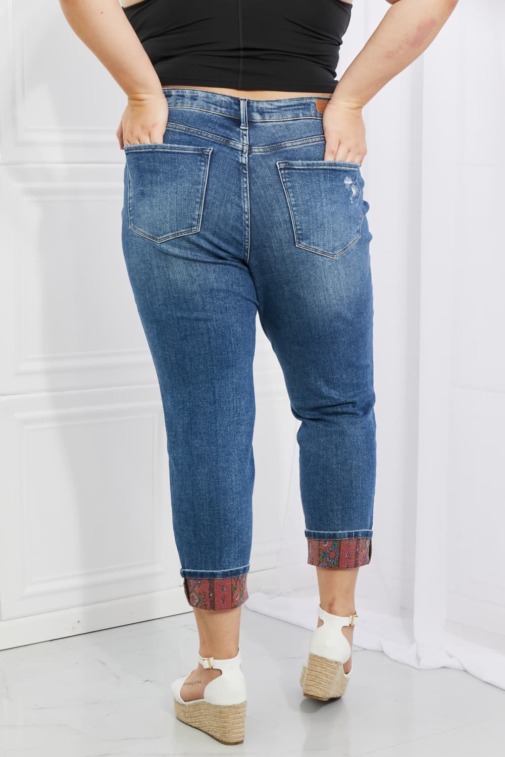 Mid Rise Paisley Patch Cuff Boyfriend Jeans - Bottoms - Pants - 2 - 2024