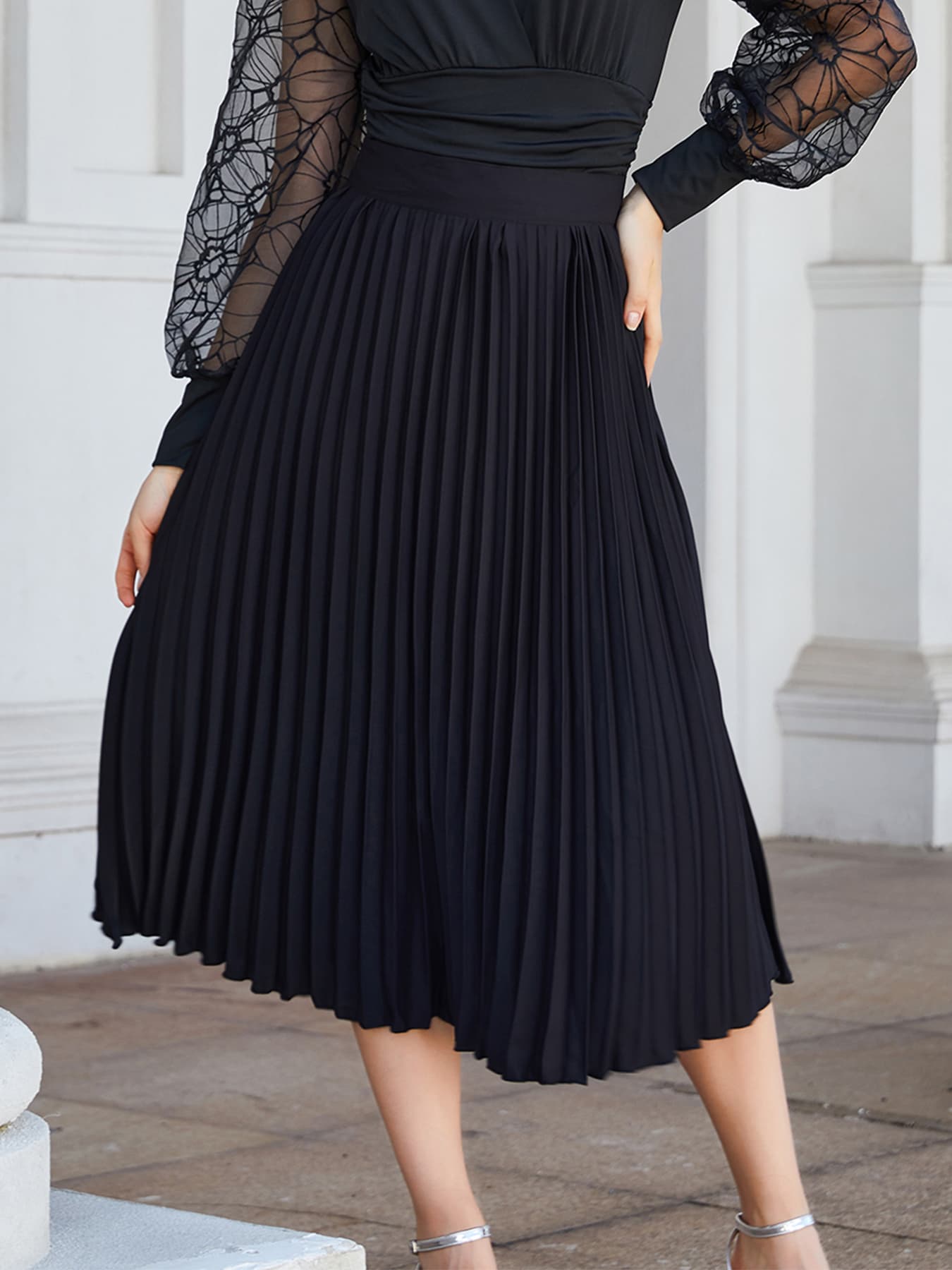 Pleated Midi Skirt - Black / S - Bottoms - Skirts - 1 - 2024