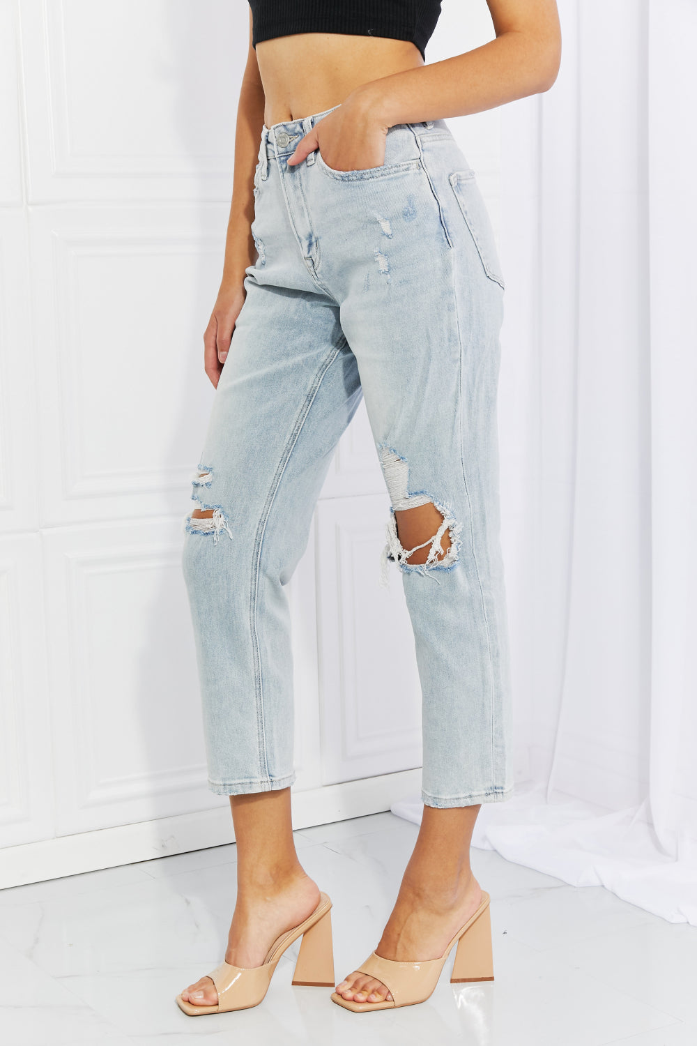 Stand Out Full Size Distressed Cropped Jeans - Bottoms - Pants - 3 - 2024