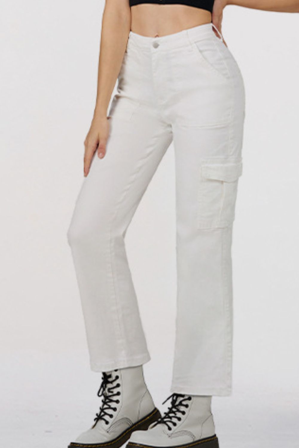 Straight Leg Jeans with Pockets - White / 1 - Bottoms - Pants - 1 - 2024