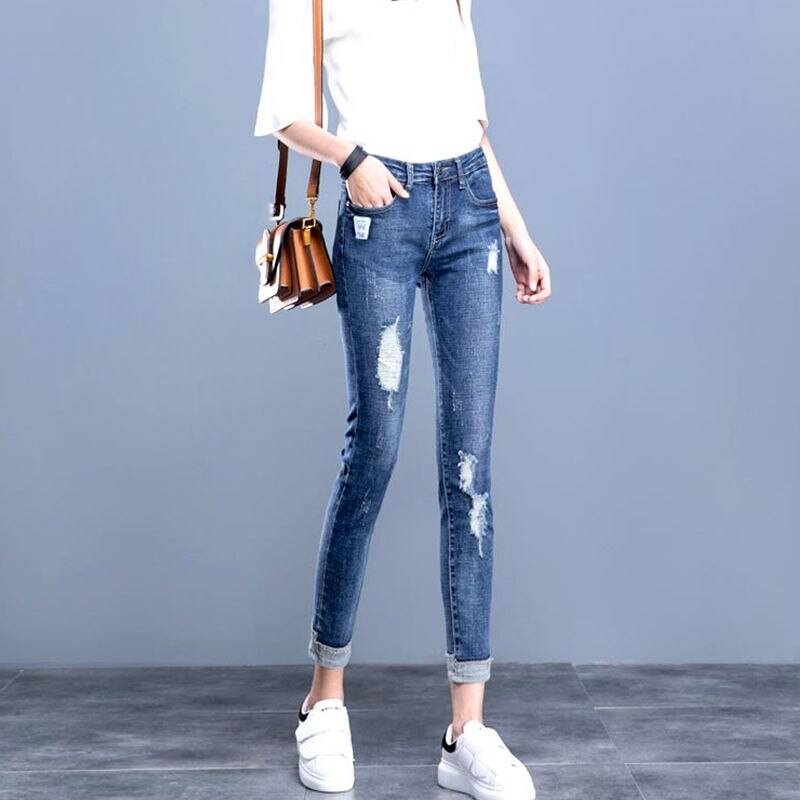 Vintage High Waisted Ripped Jeans - Light Blue / 32 - Bottoms - Pants - 13 - 2024