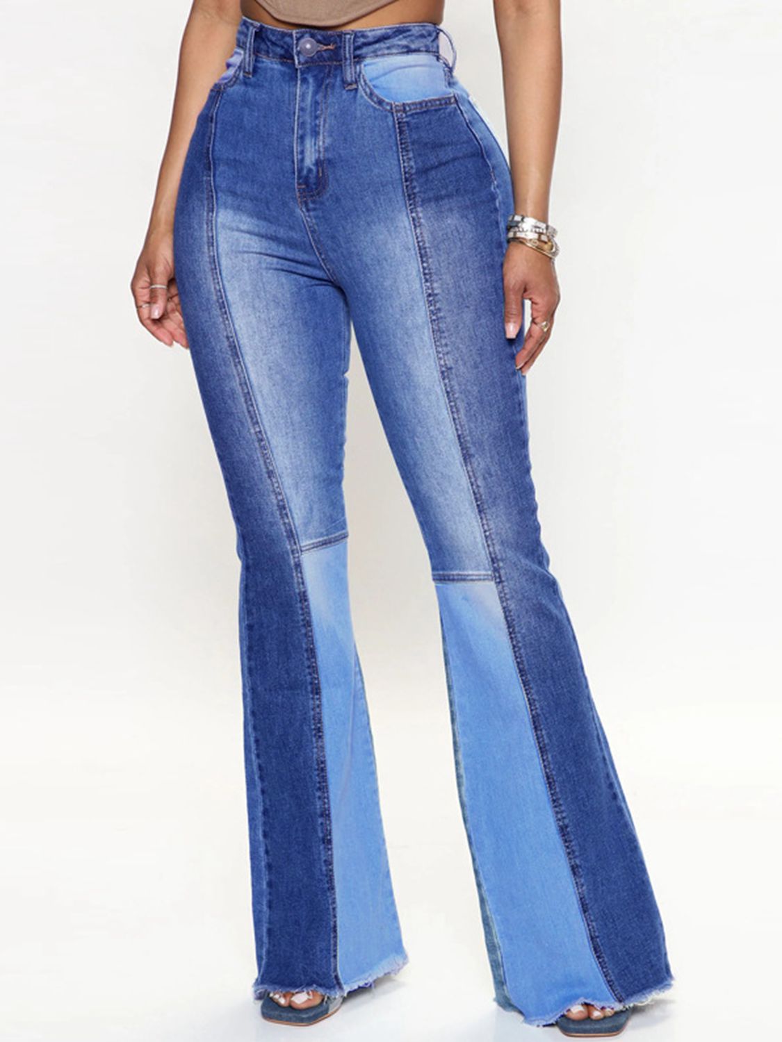 Wide Leg Raw Hem Jeans - Medium / S - Bottoms - Pants - 1 - 2024