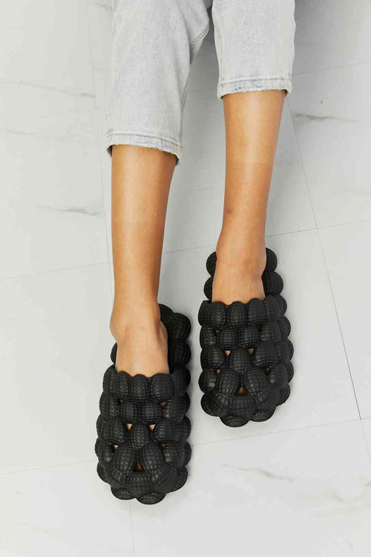 Laid Back Bubble Slides in Black - Accessories - Shoes - 2 - 2024