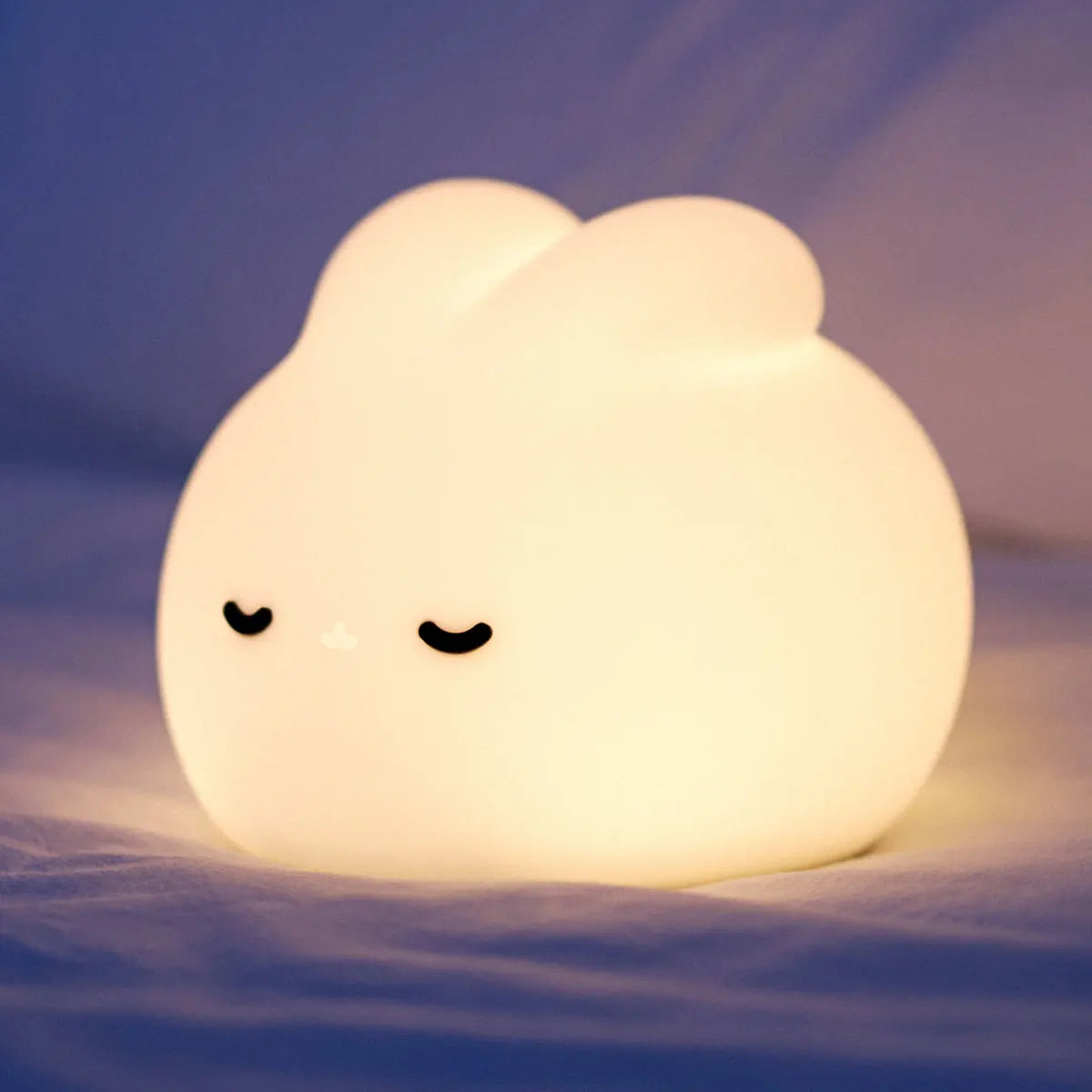 Bunny Silicone Night Light – Soft LED Lamp for Kids Room Nursery or Gifts - Multicolored / USB Plug / Nearest