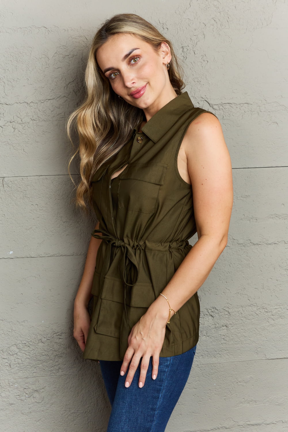 Follow The Light Sleeveless Collared Button Down Top - Tops - Shirts & Tops - 4 - 2024